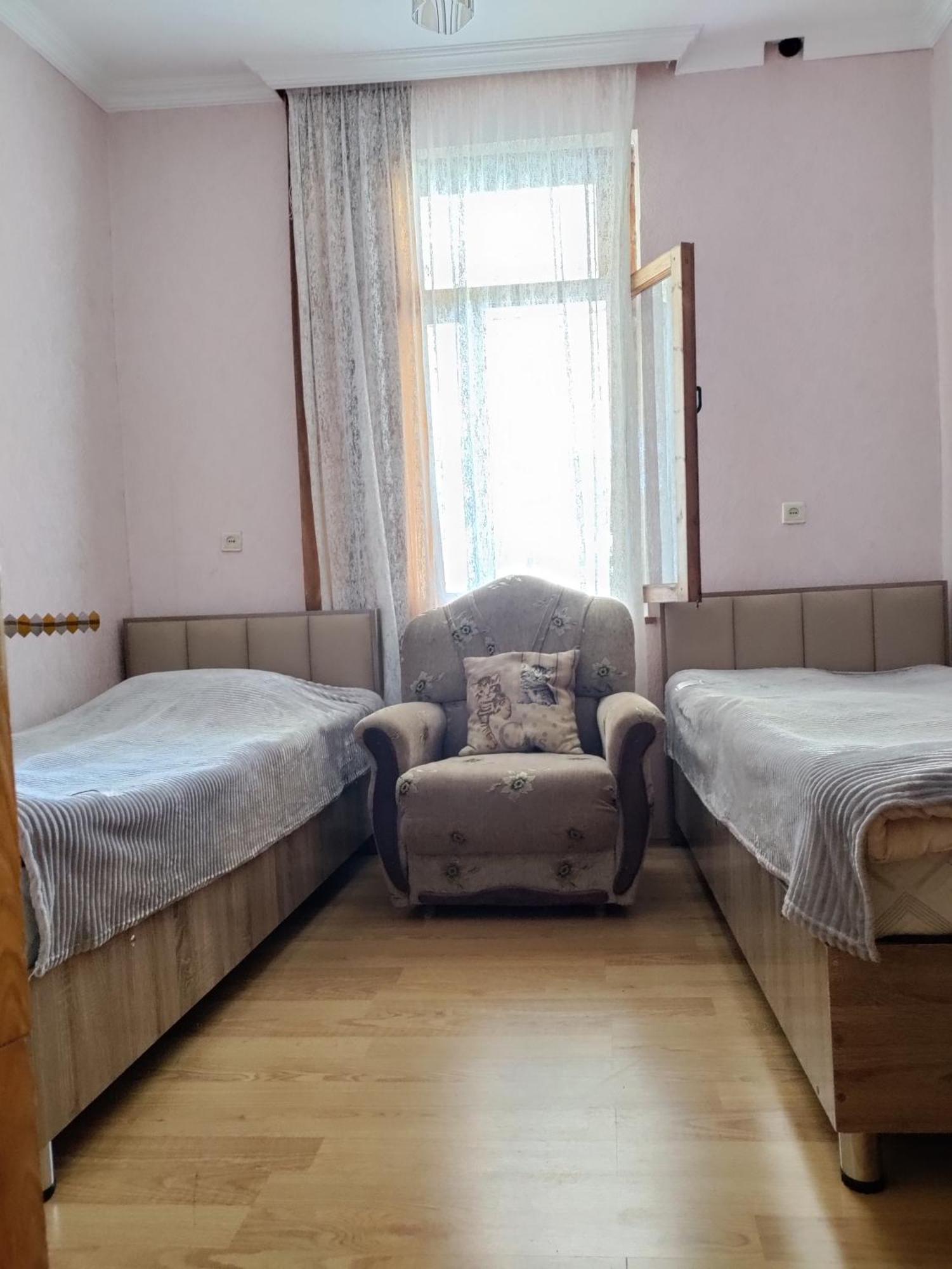 Jibghashvilebi'S House لاجوديخي المظهر الخارجي الصورة